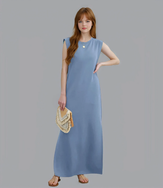 Ruby – Lässiges Kleid mit geschlitztem Saum